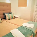 Aparthotel Jardim 3*